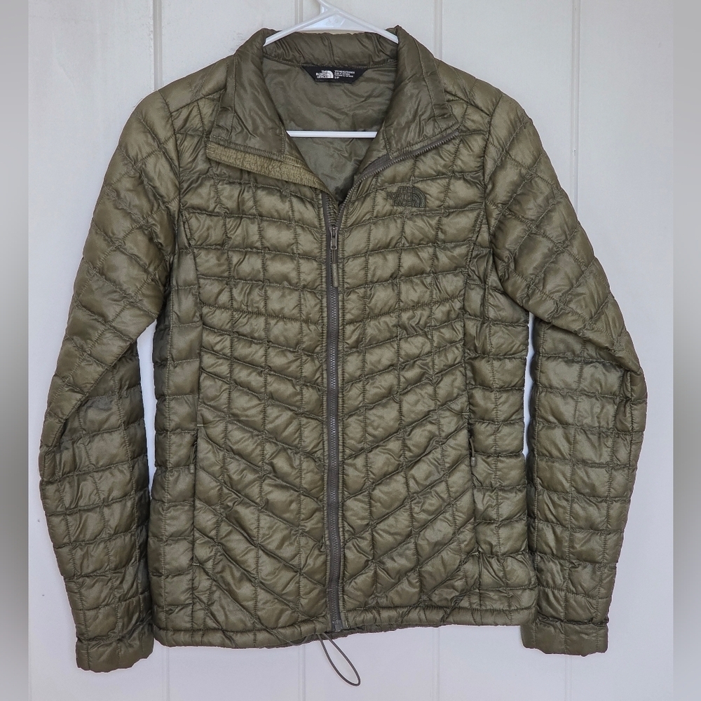 The North Face ThermoBall Eco Puffer Jacket – Olive Green – Size Small – EUC